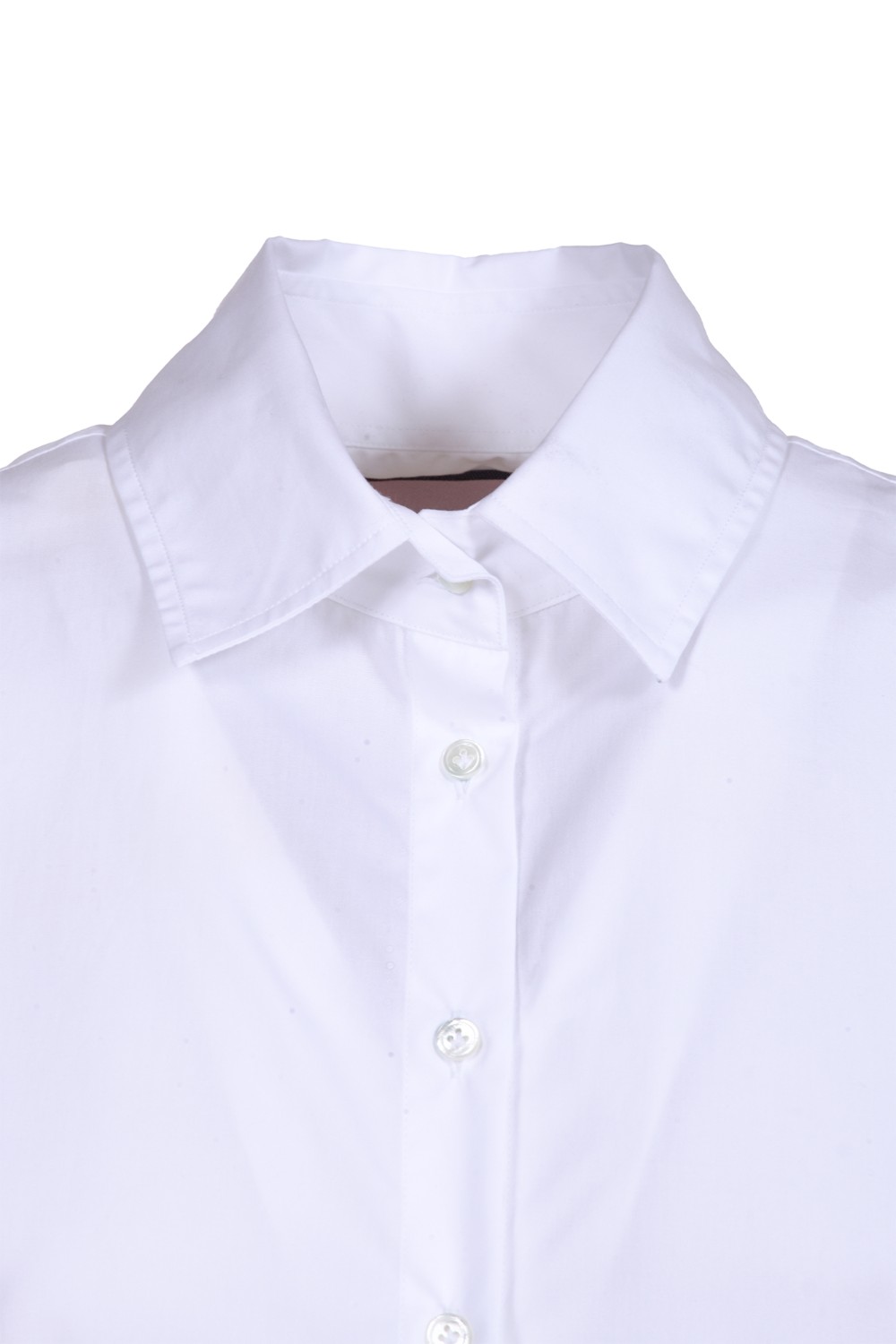 shop BAGUTTA  Camicia: Bagutta camicia in cotone.
Maniche lunghe.
Regular fit.
Motivo geometrico posteriore.
Composizione: 100% cotone.
Fabbricato in Albania.. SUMISY 00170-001 number 2680555
